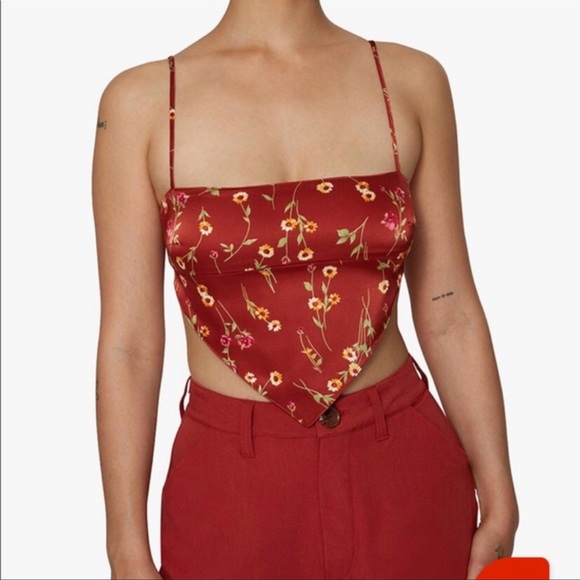 Floral Red Women's Top - Picture 1 of 4
